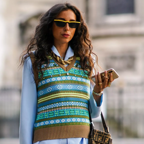 Factors To Consider When Buying V Neck Sweater Vest